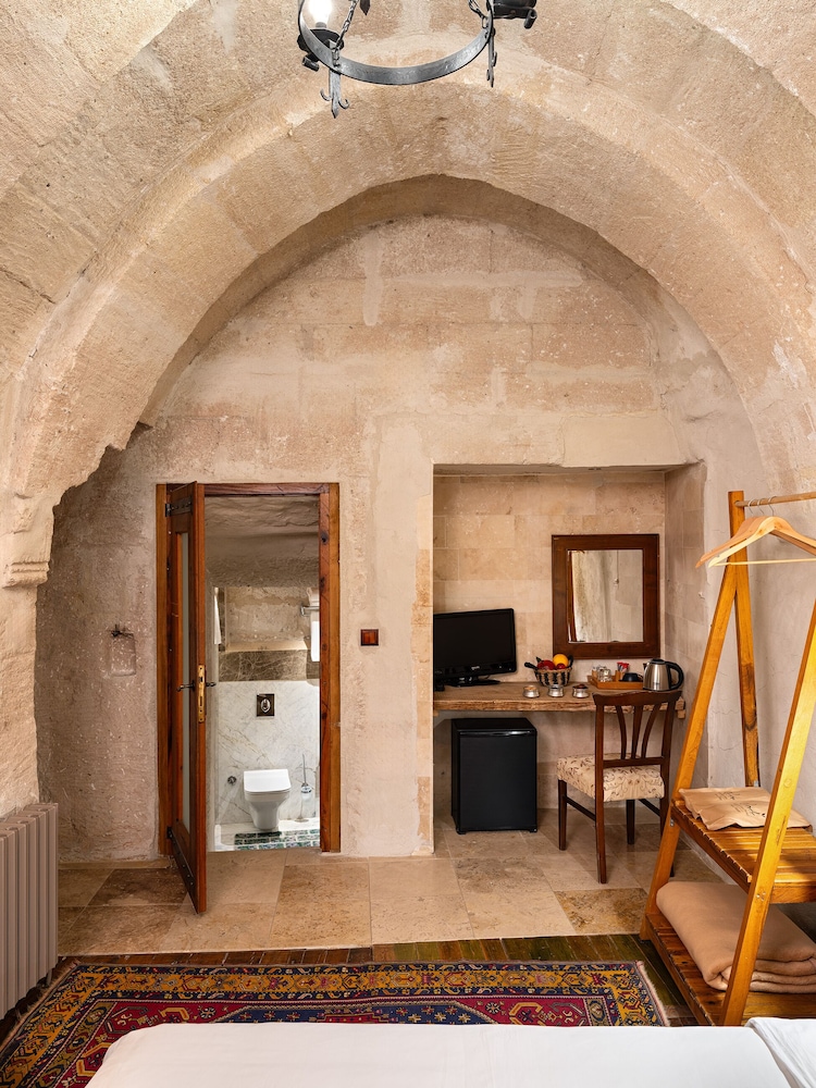 Kelebek Special Cave Hotel 74/84