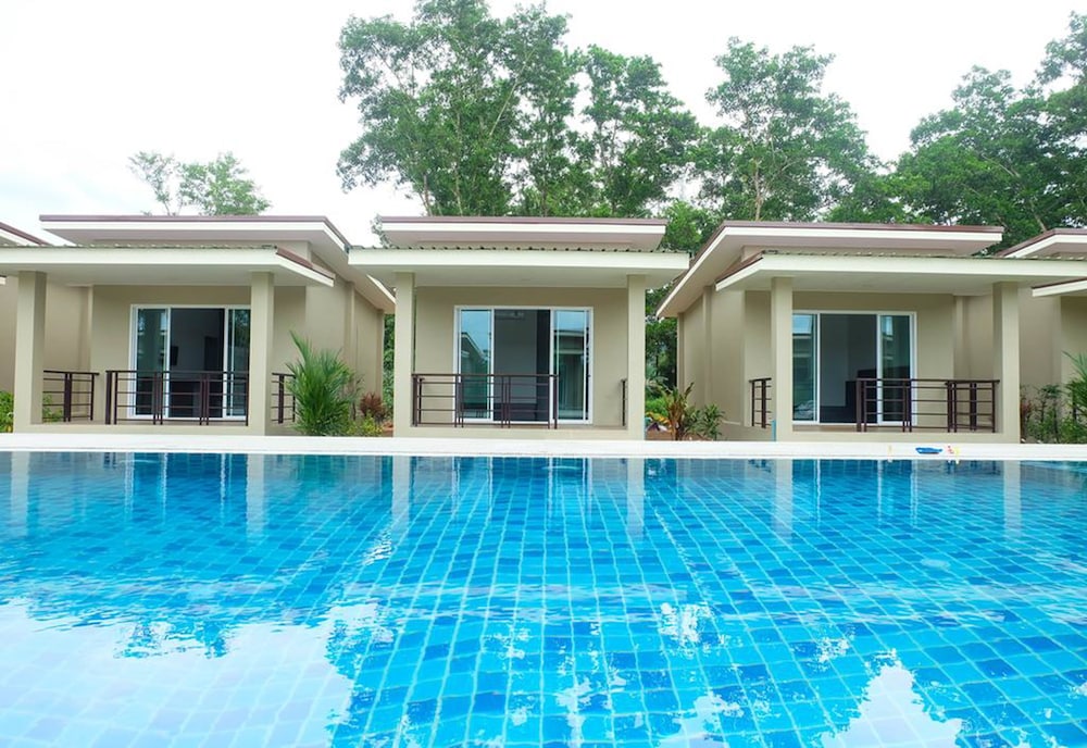 The Oasis Khaolak Resort 3/37
