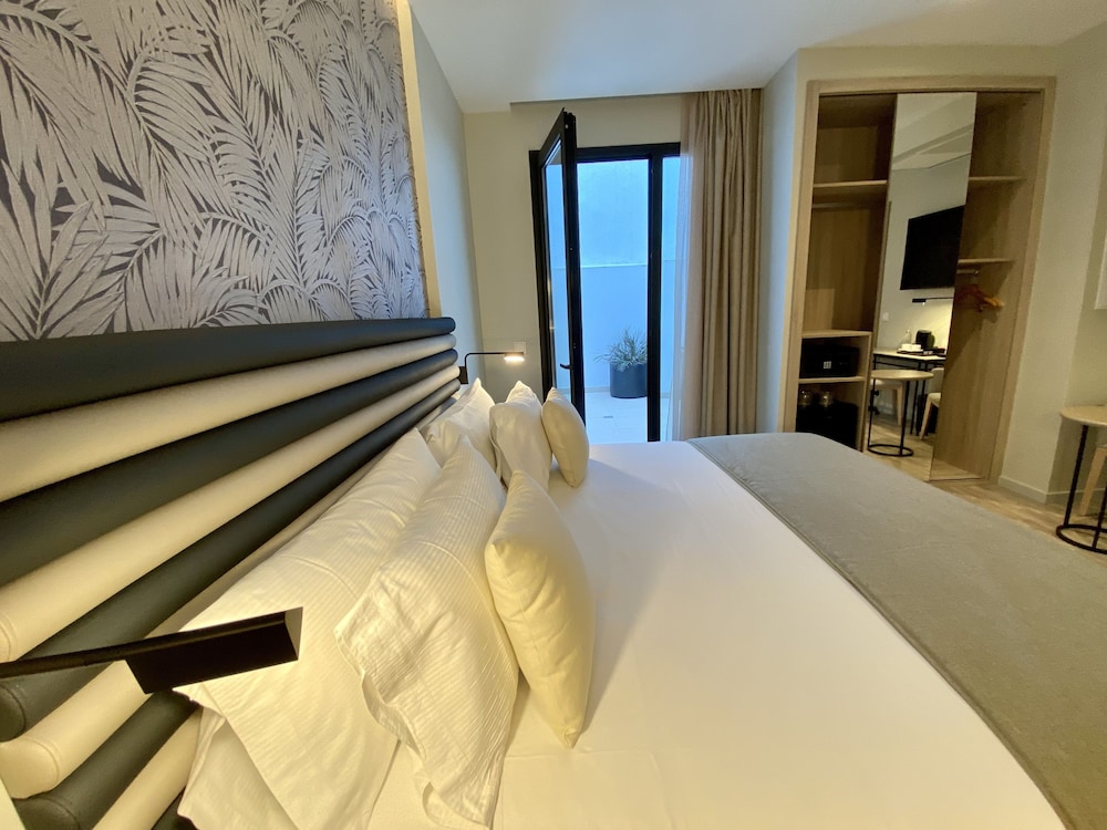 Abba Sevilla Hotel 12/30