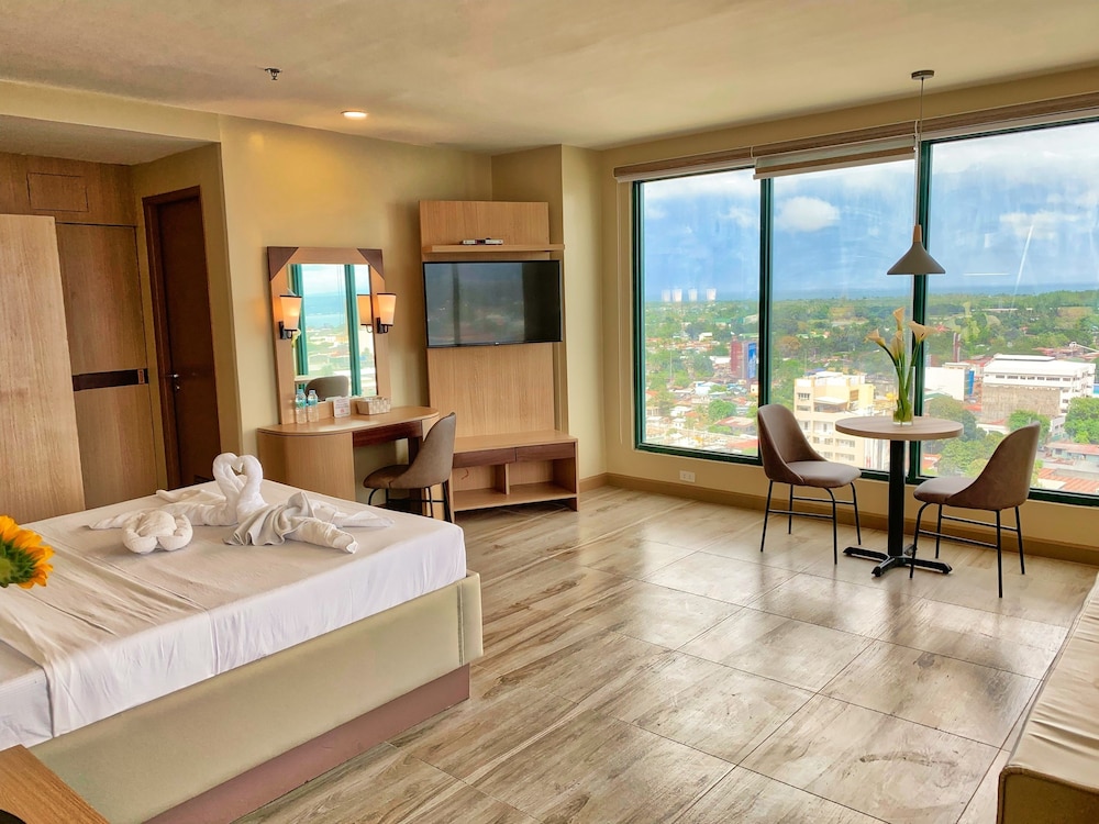 New Dawn Hotel Plus 26/79