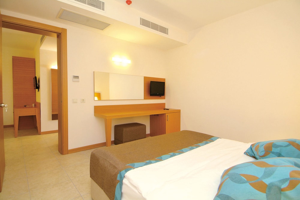 Club Kastalia Holiday Village 24/86