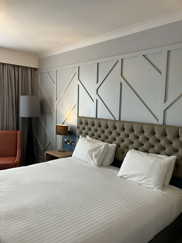 DELUXE, DOUBLE BED