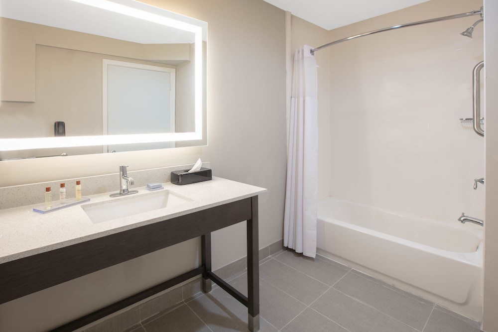 Wingate By Wyndham Corpus Christi 13/47