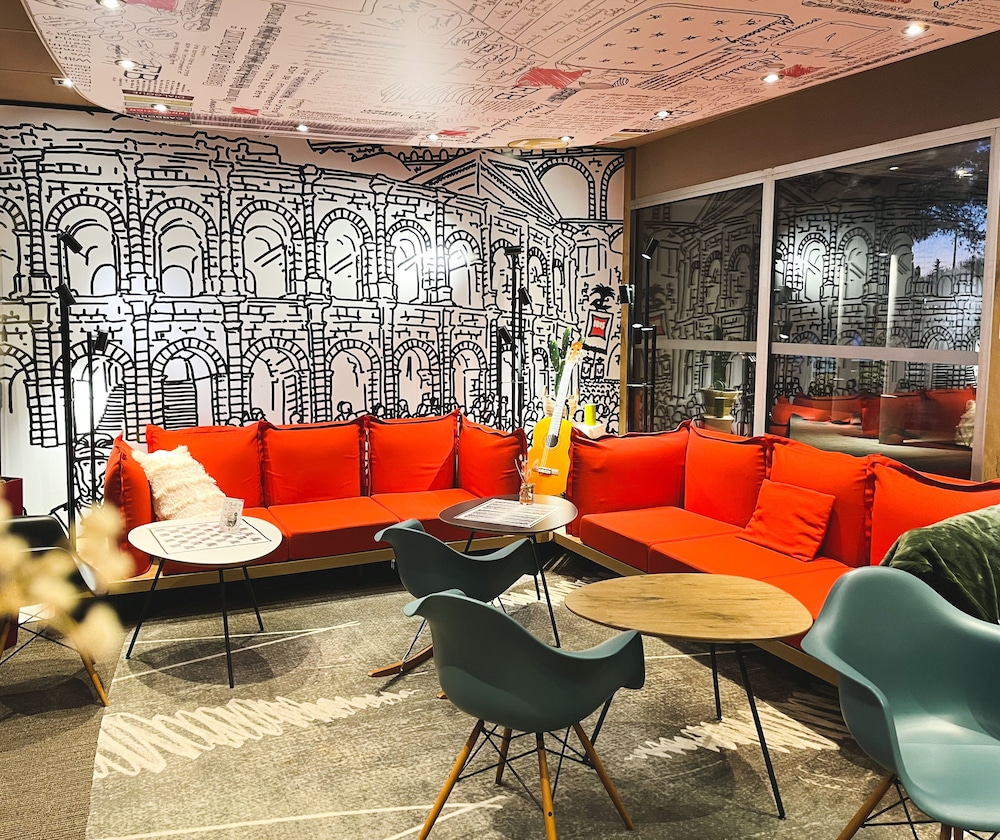 IBIS NIMES OUEST 40/67