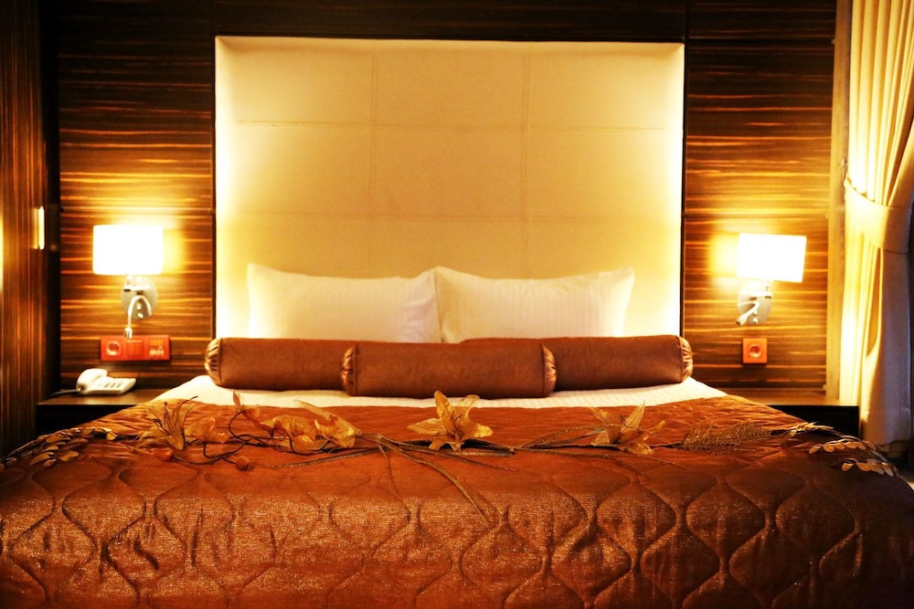 Rota Bulvar Hotel 6/14