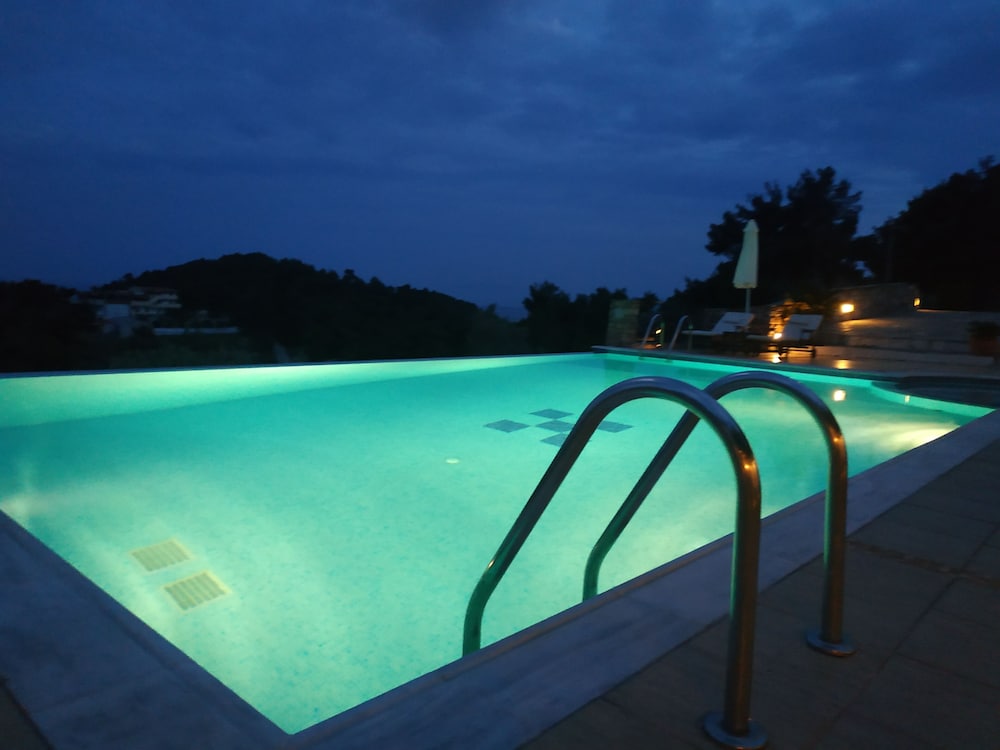 Skiathos Garden Cottages 26/49