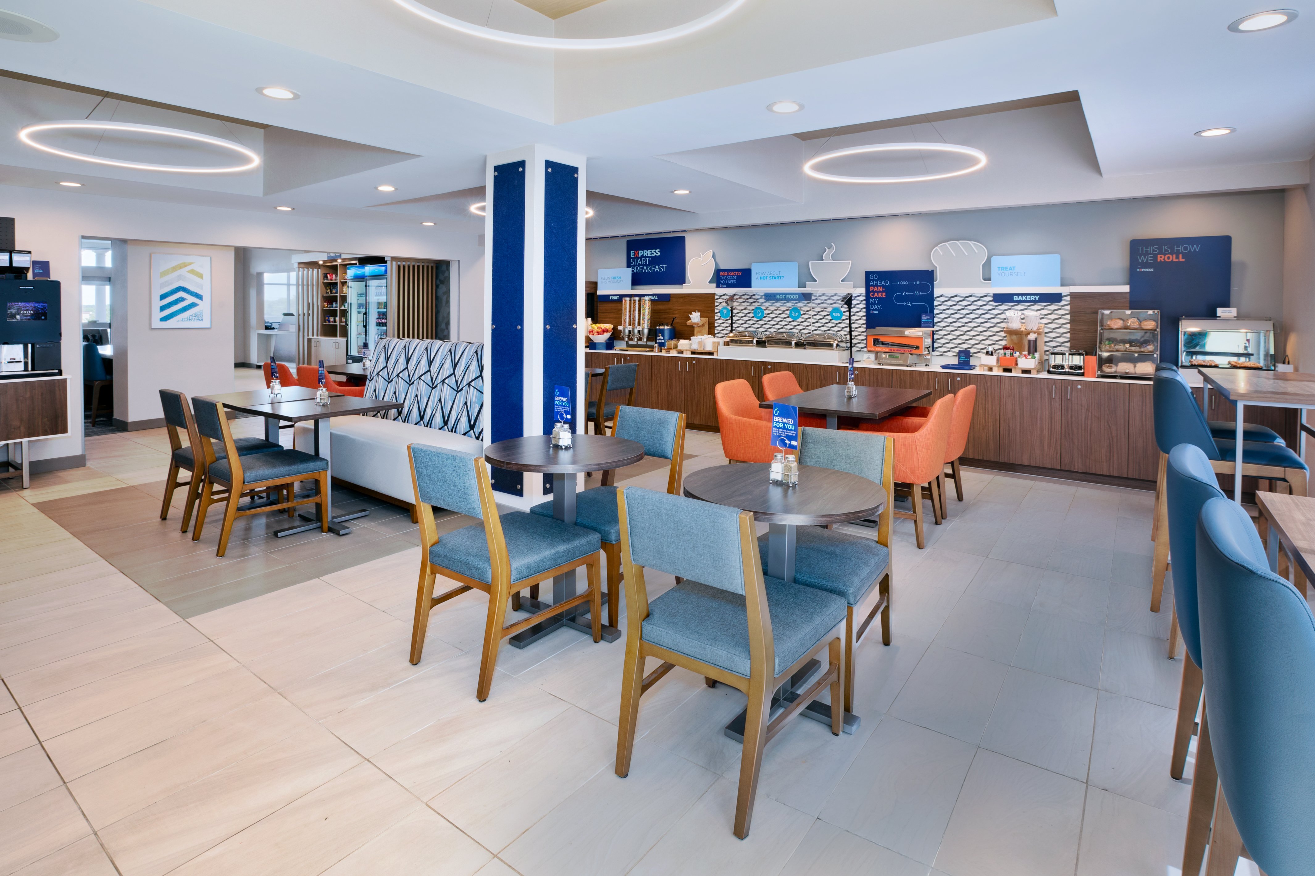 Holiday Inn Express Hotel Suites Youngstown N Warren Niles 54/79