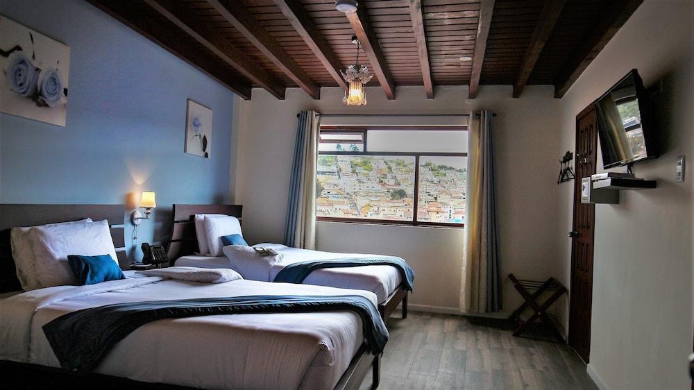 HOTEL COLONIAL SAN AGUSTIN 36/77