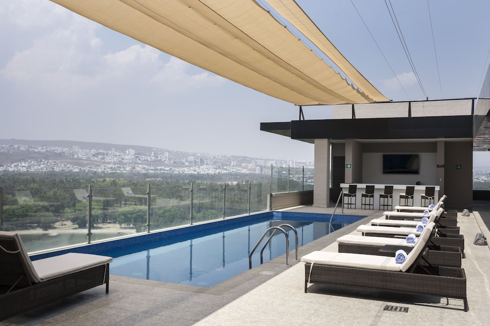 Hampton Inn And Suites San Luis Potosi Slp 3/53