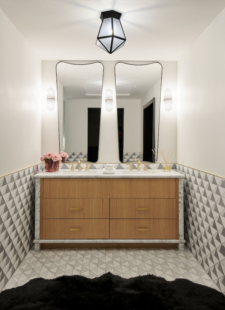 Virgin Hotels Dallas 8/80