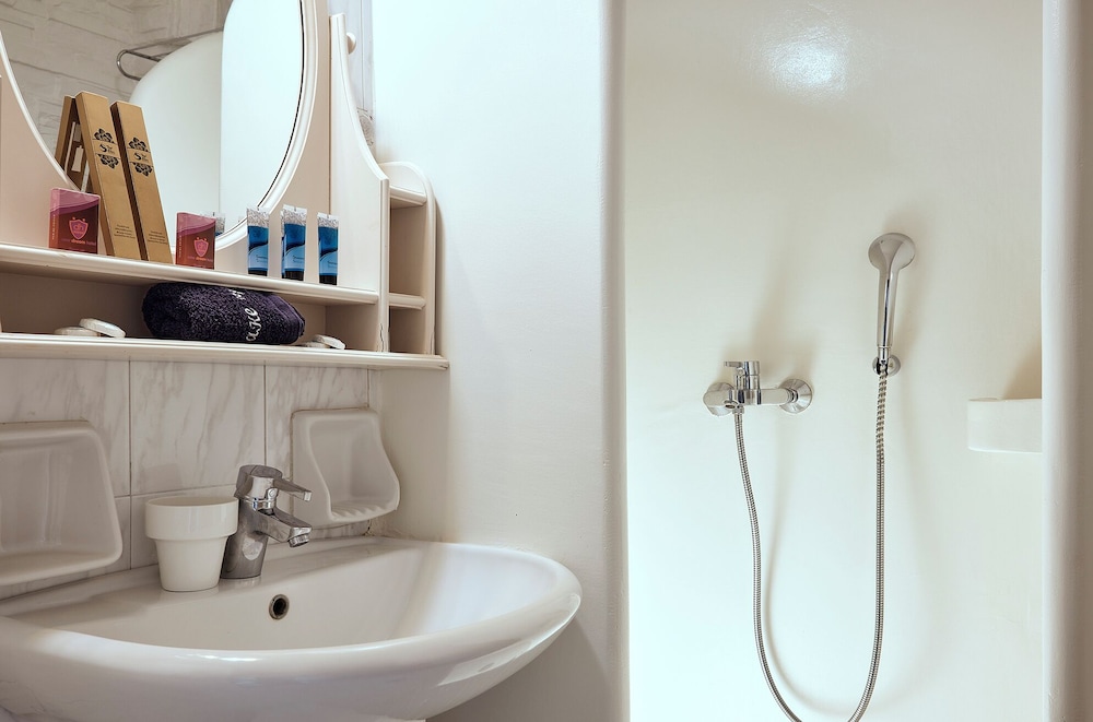 Semi Room, Economy, Basement, Double or Twin Bed، Naxos Magic Village Hotel 8/8