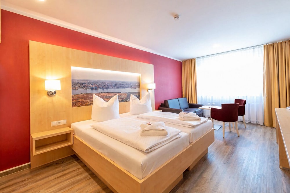 Das Hotel an der Stadthalle - Rostock Hauptbahnhof 15/45