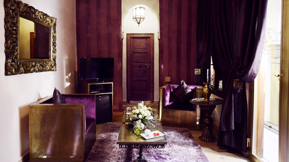 Riad Wow 74/80