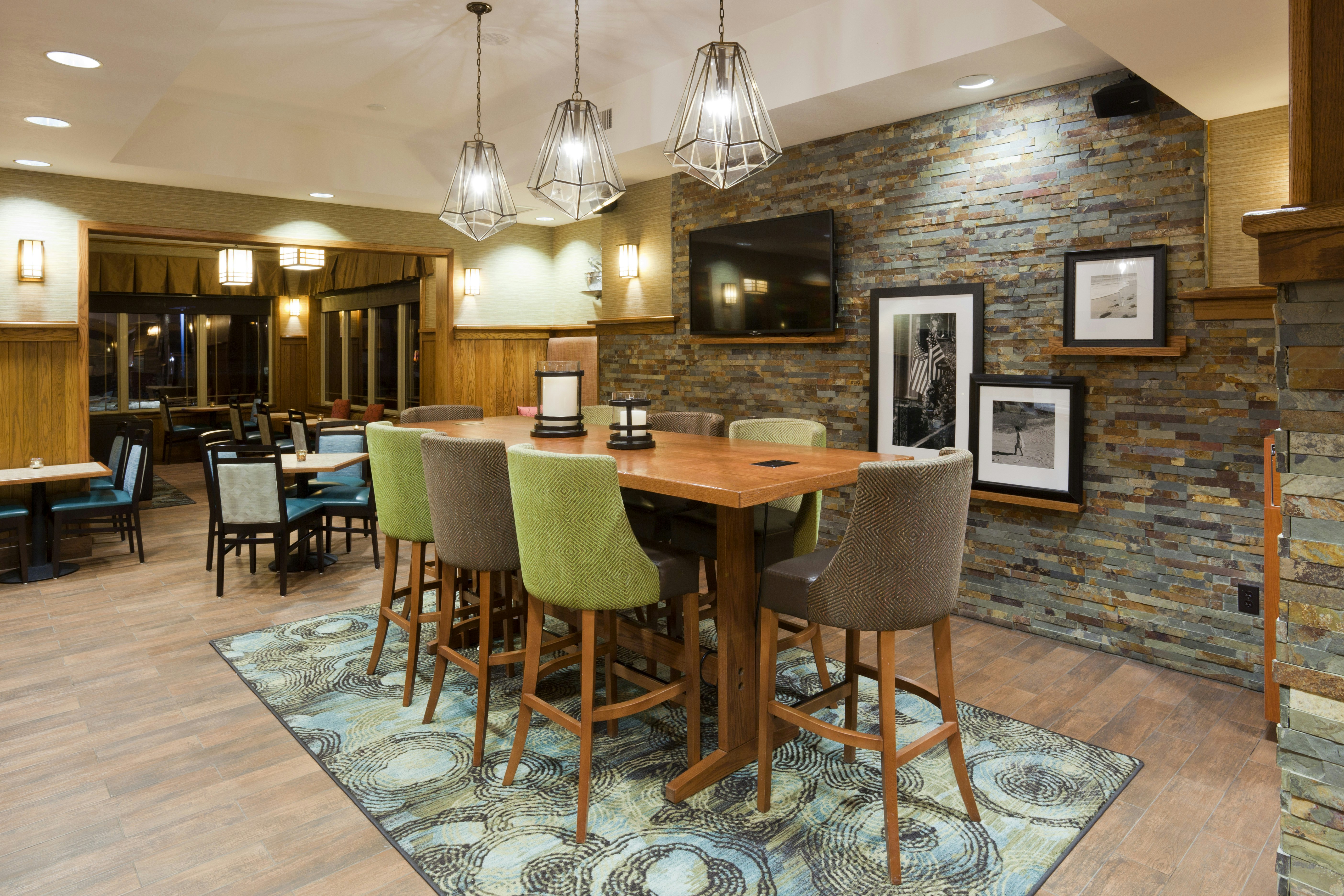 Hampton Inn Duluth Canal Park 53/77