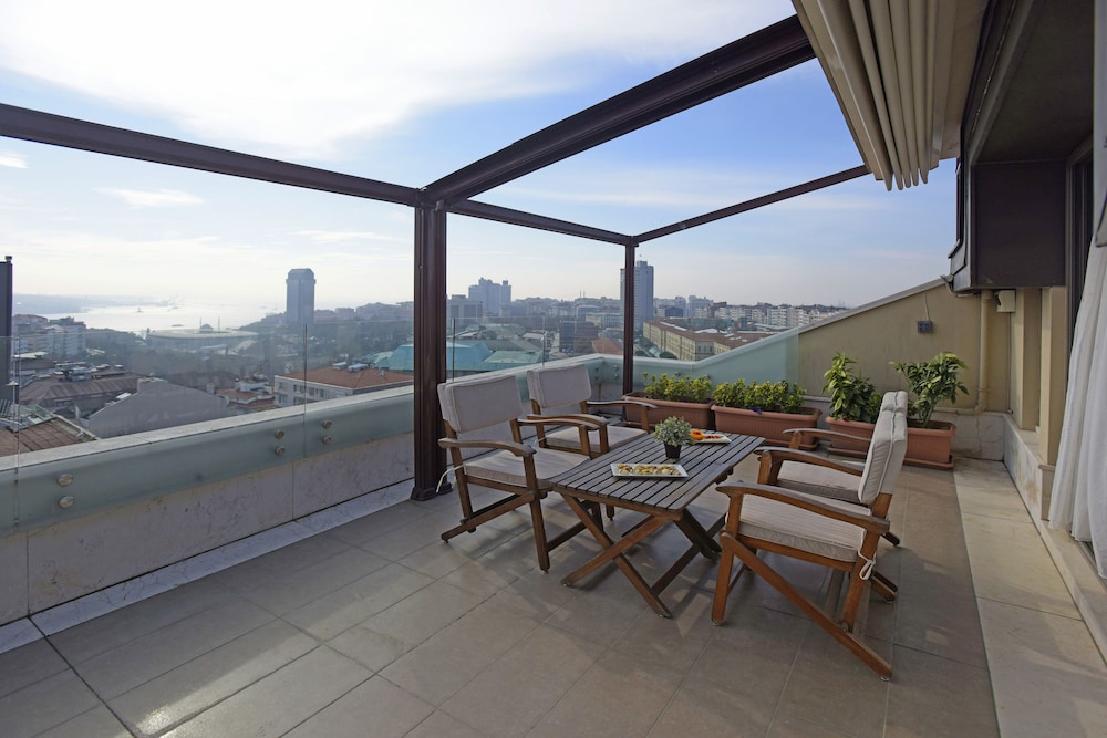 Cheya Residences Nisantasi Deluxe 58/71