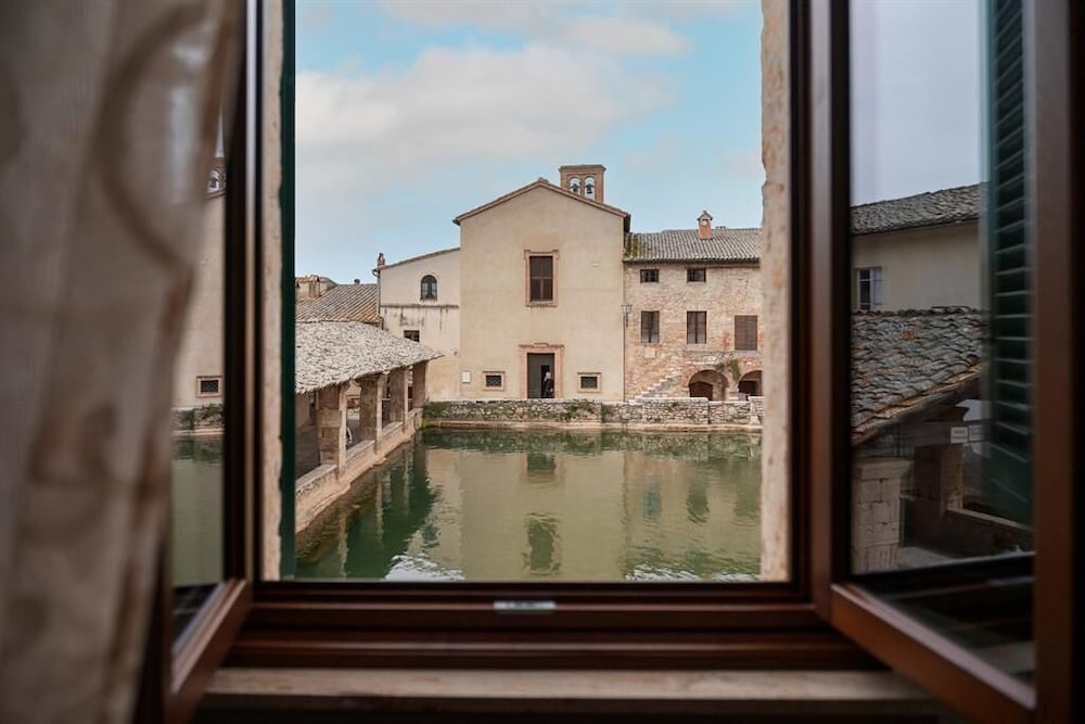 ALBERGO LE TERME 10/68