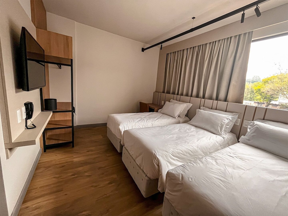Plaza Hotel & Boulevard Convention Vale dos Vinhedos 15/49