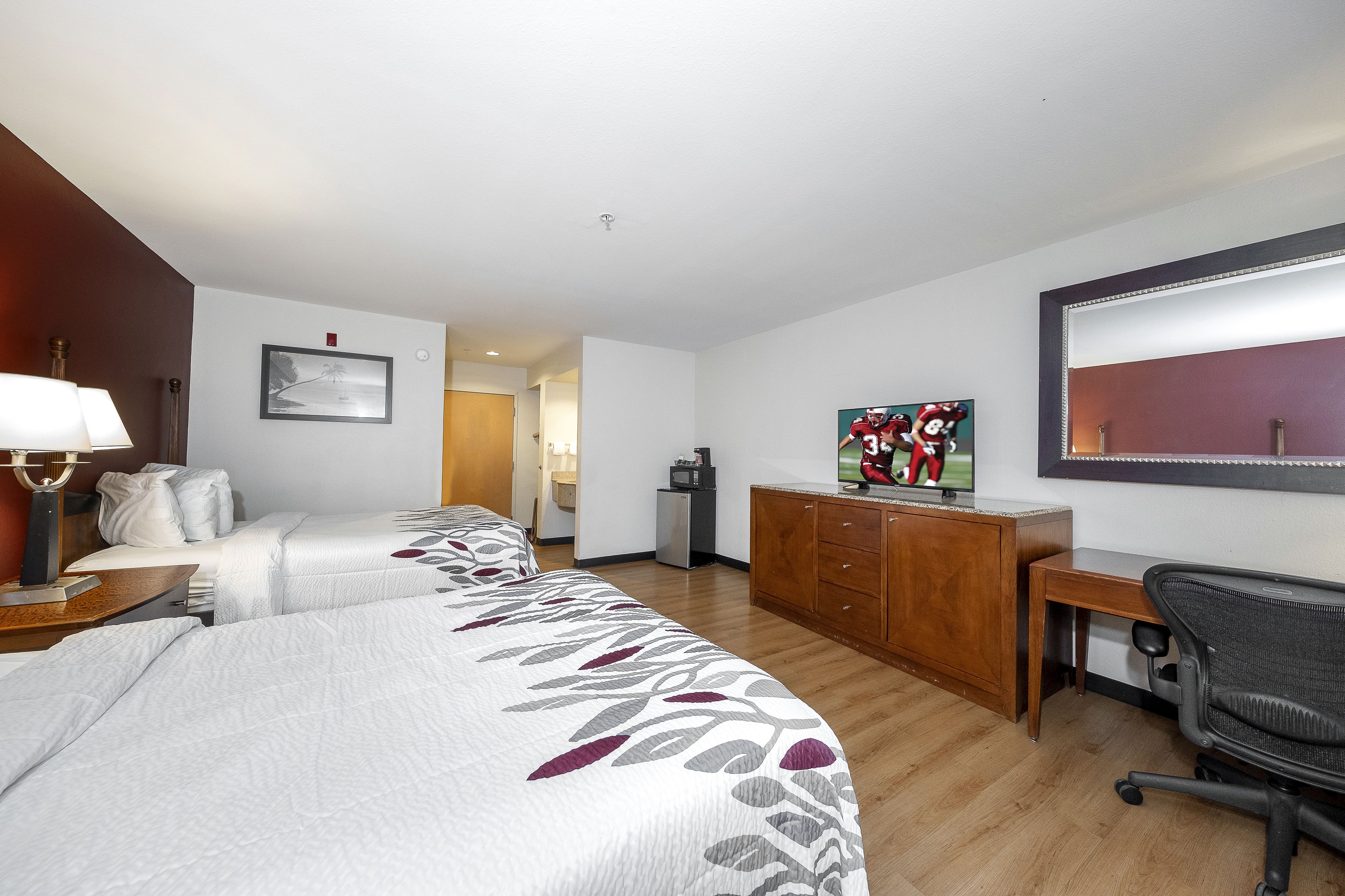 جناح بسريرين مزدوجين، Red Roof Inn & Suites Biloxi 2/4