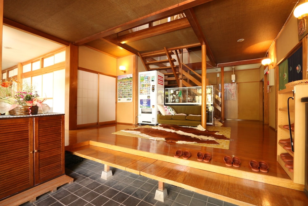 Minshuku Miyama 6/50