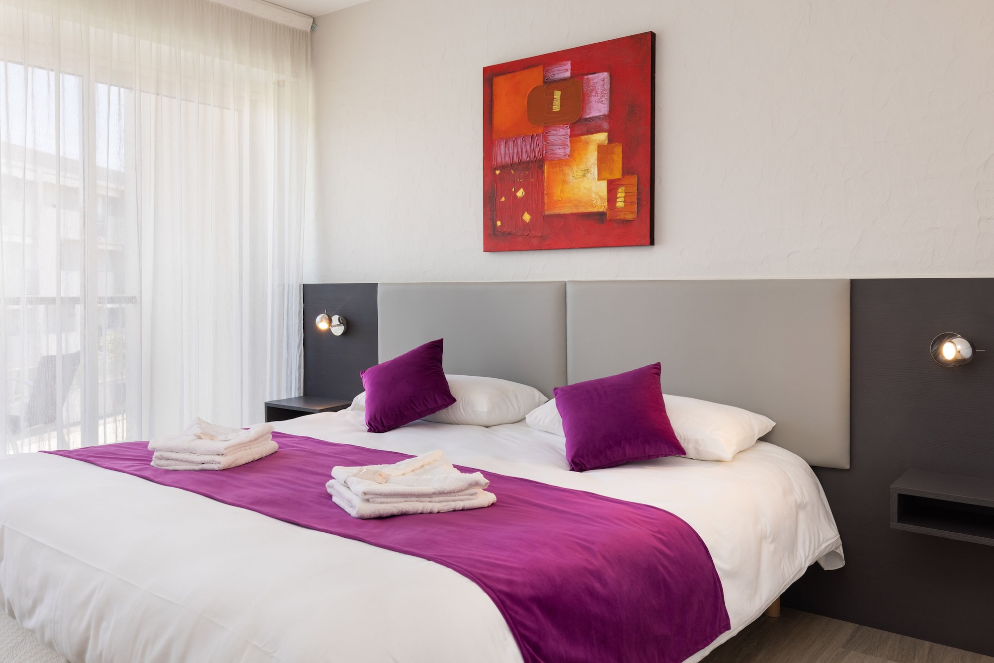 Room, Double Bed