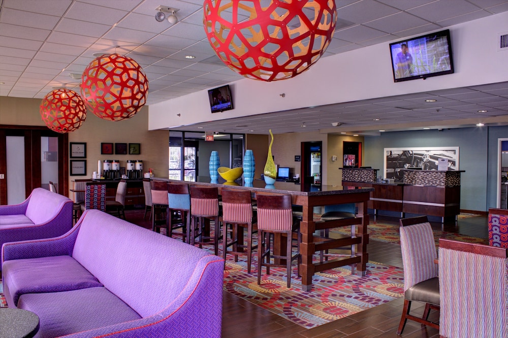 Hampton Inn Daytona Speedway-Airport 47/57