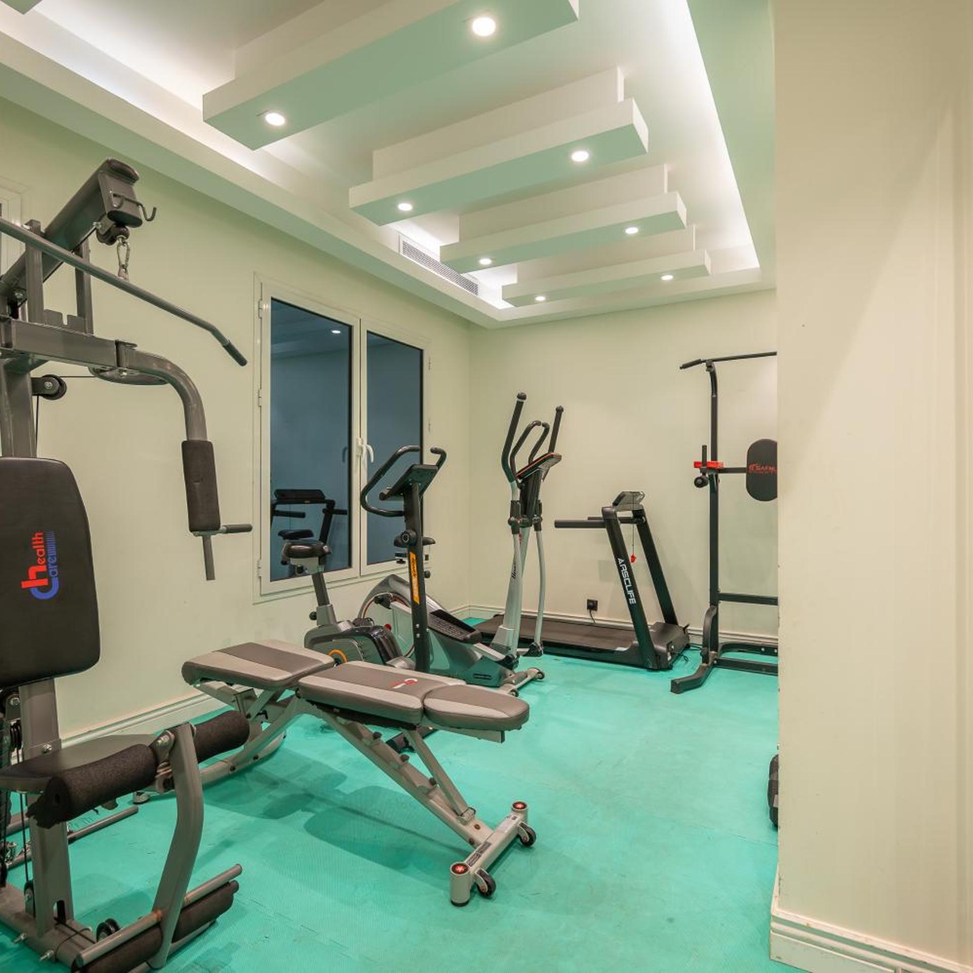 فندق ويك اند صاري(Weekend Hotel Sari) 60/80
