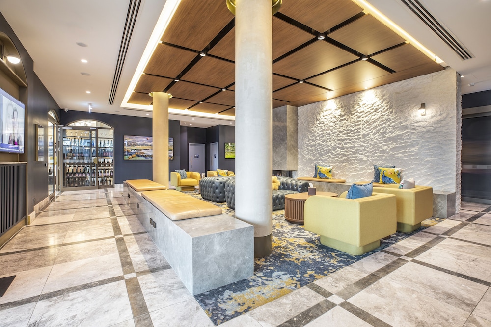 Rydges Ringwood 7/59