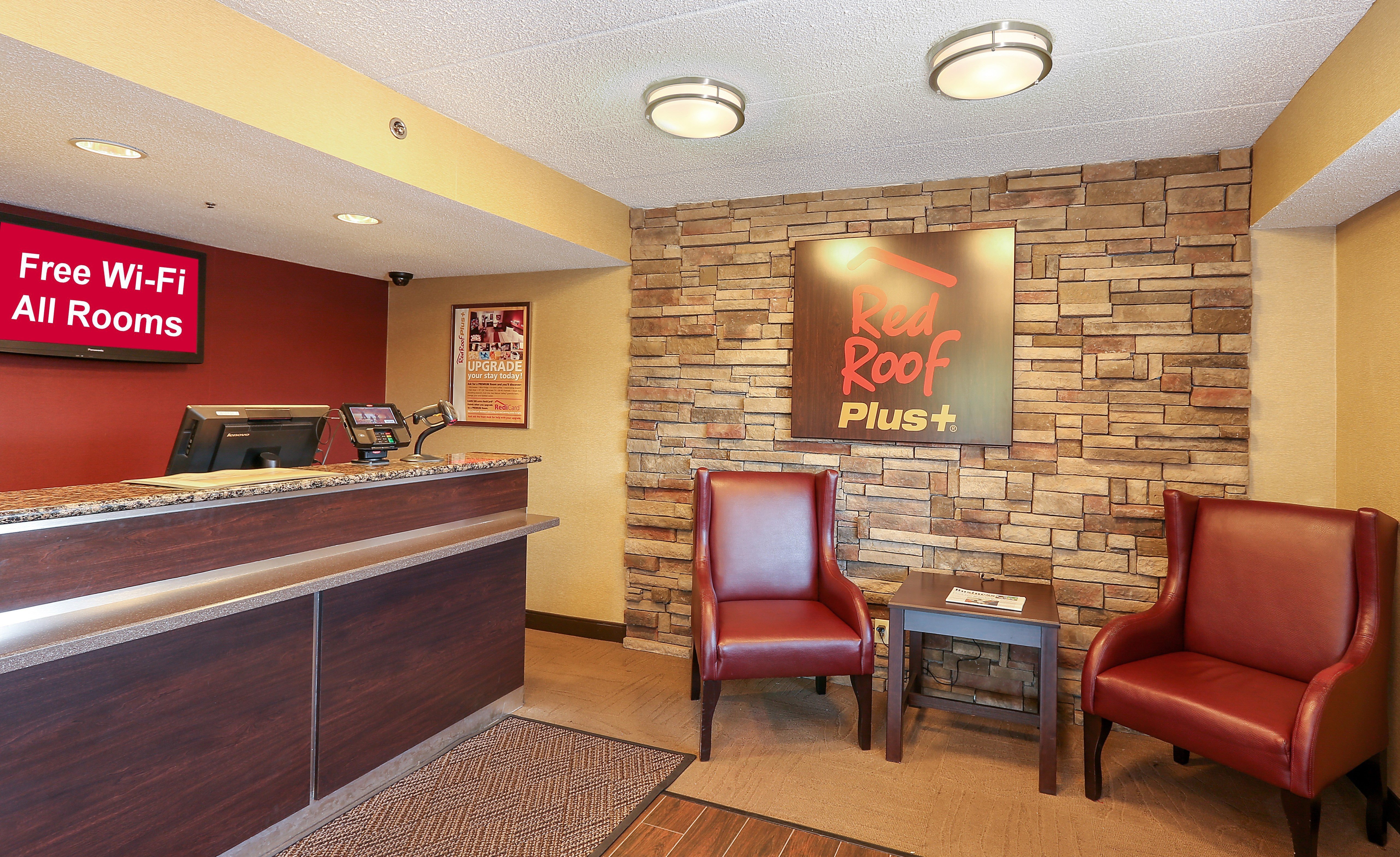 Lobby at Red Roof Plus Baltimore-Washington DC/ BWI South, HANOVER - MD