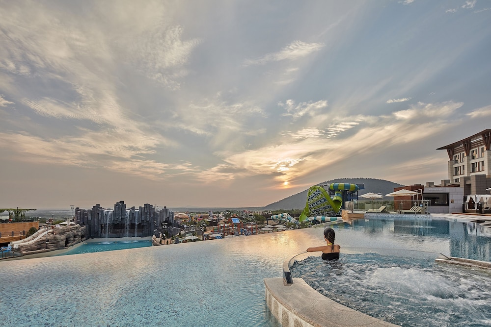 Shinhwa Jeju Shinhwa World Hotel And Resorts 66/73