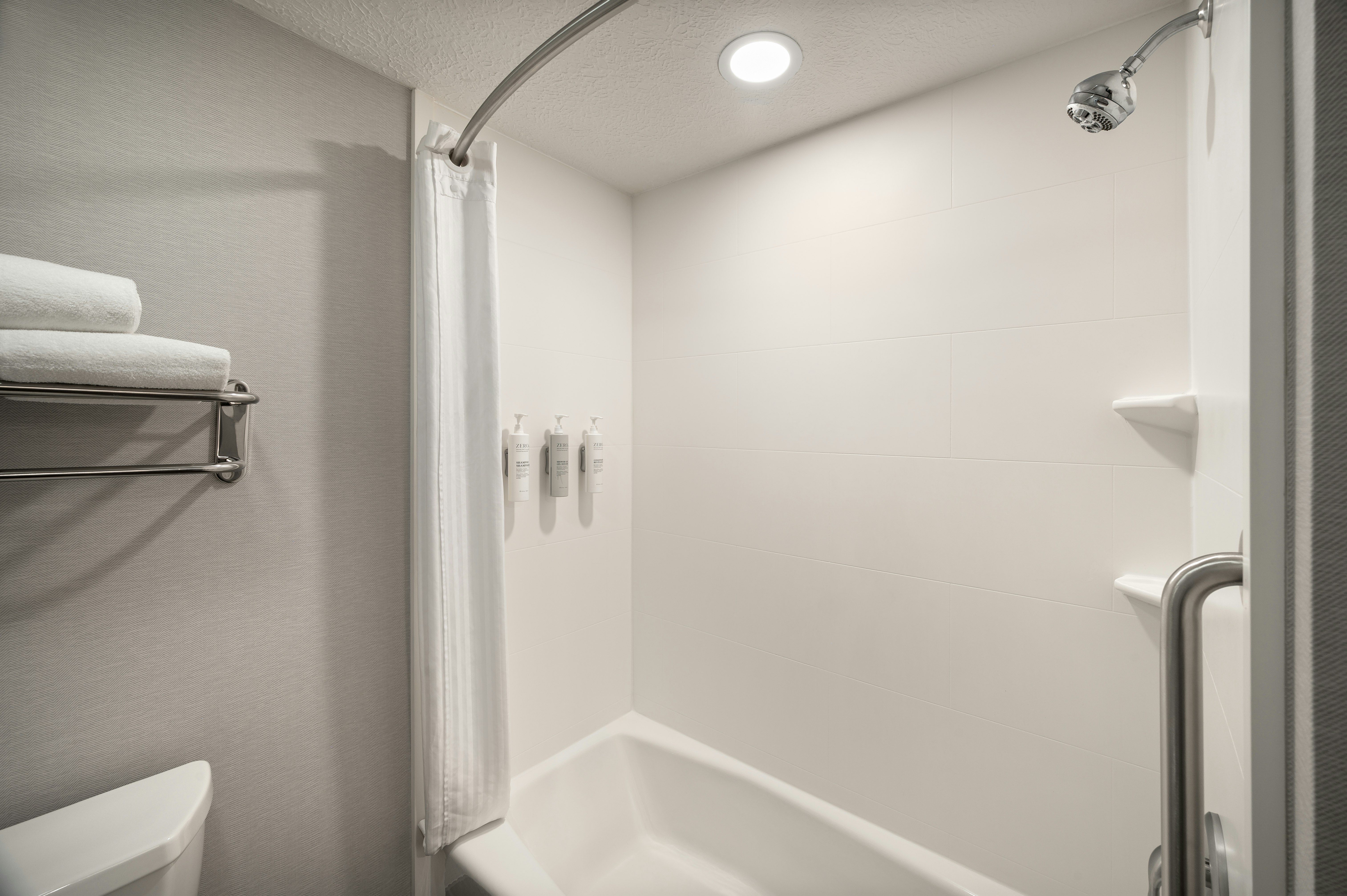 SUITE, 2 QUEEN BEDS, ACCESSIBLE