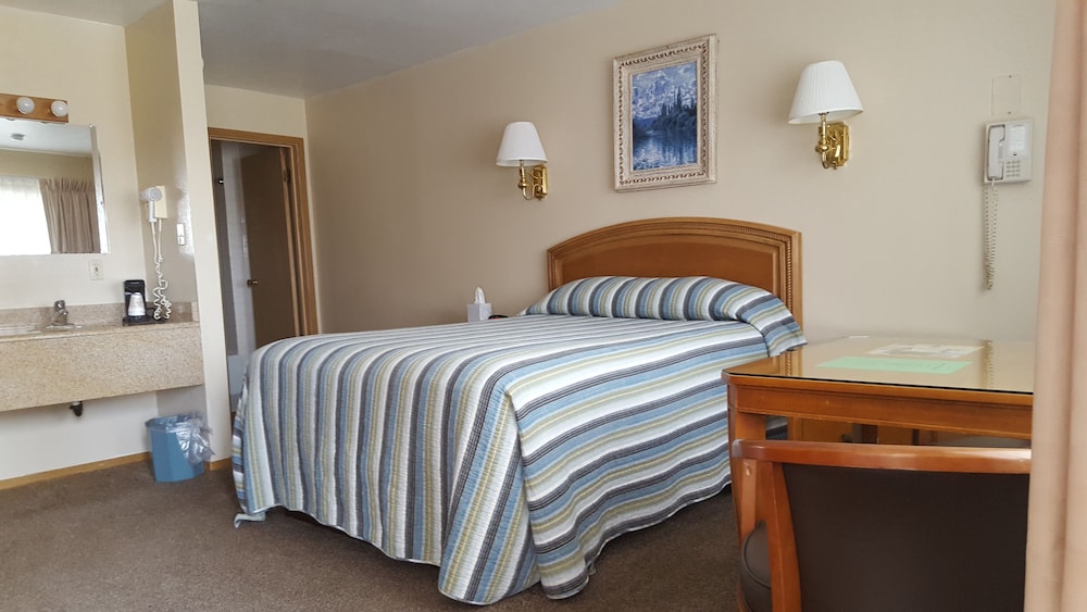 Bristlecone Motel 25/50