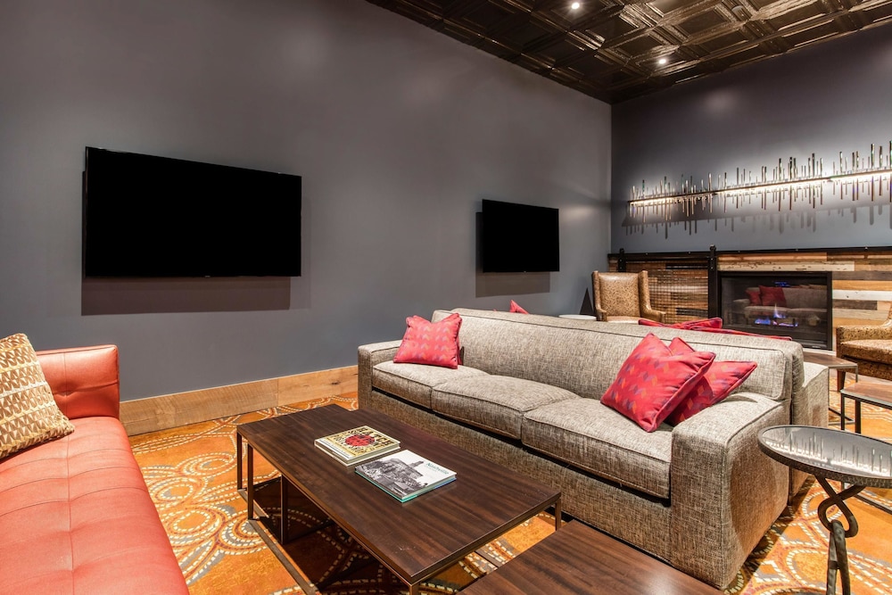 Cambria Hotel Nashville Downtown 39/56