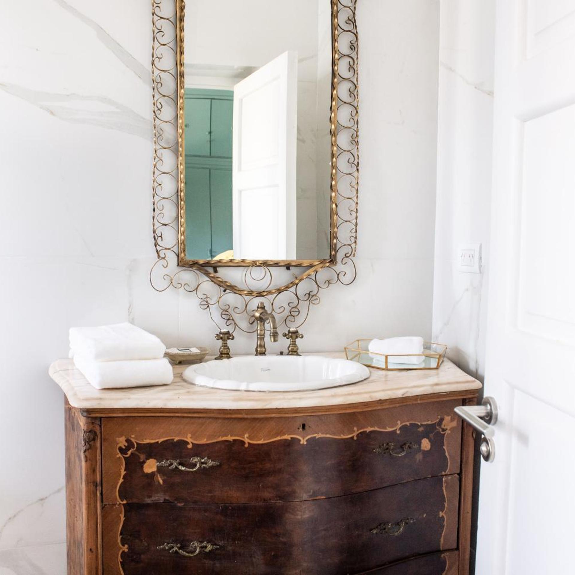 Casa Lola Hotel Boutique 34/35