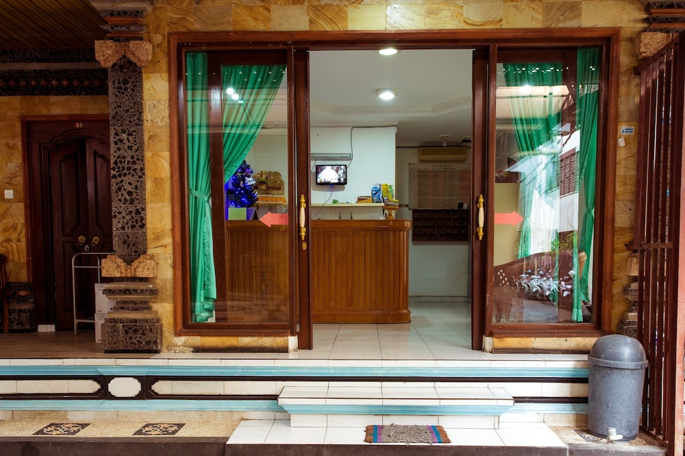 Segara Sadhu Inn 10/62