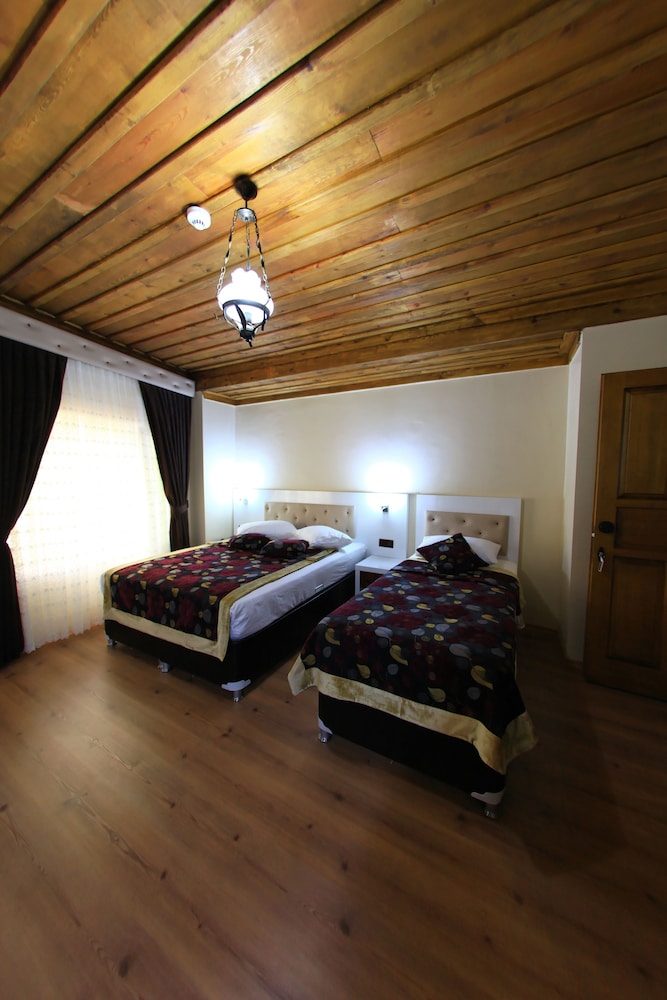 Bacchus Pension 29/49