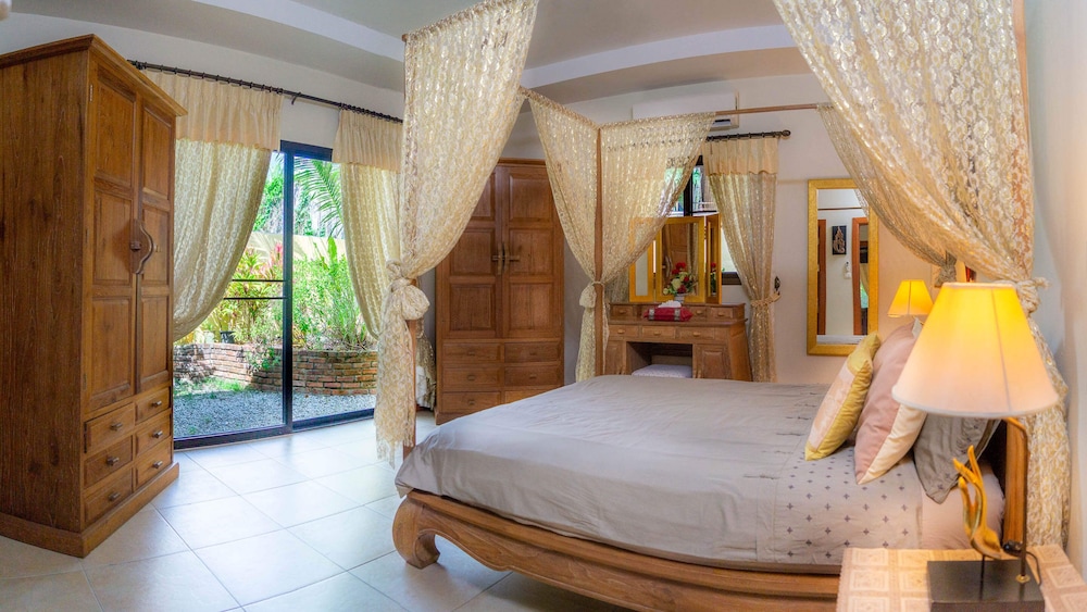 5 BEDROOMS, LUXURY, VILLA, PRIVATE POOL
