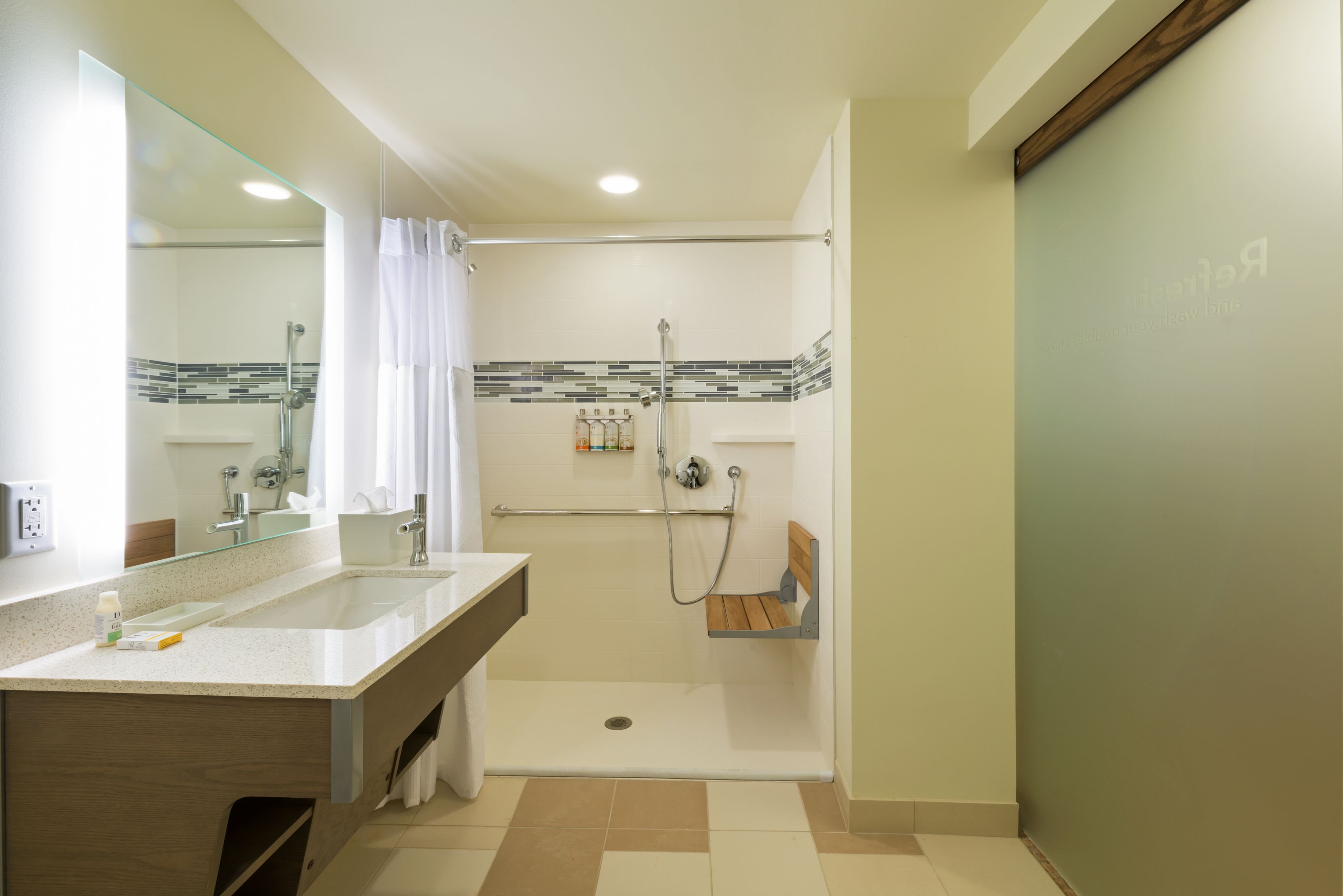 Wellness, Double Bed, Accessible، EVEN Hotel Norwalk 2/2