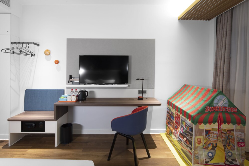 Holiday Inn Express Suzhou Zhouzhuang Ancient Town 35/68