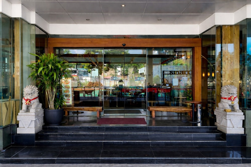 Smart Hotel Thamrin Jakarta 7/74