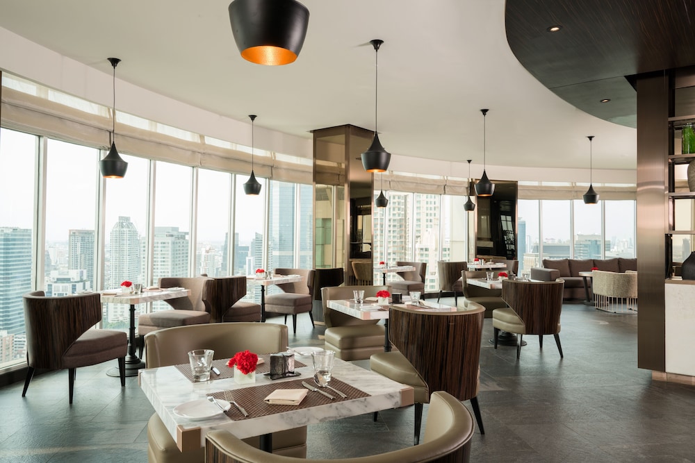 JC Kevin Sathorn Bangkok Hotel (ex. Anantara Sathorn Bangkok Hotel) 42/64