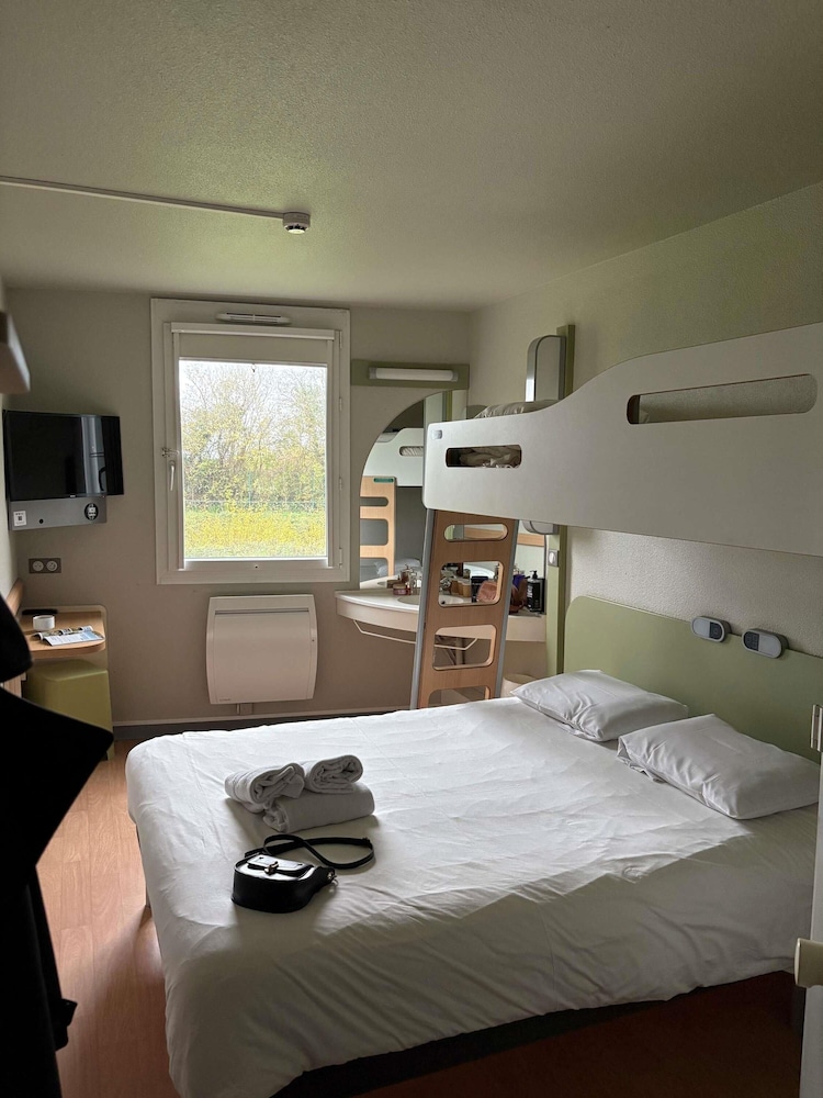 Ibis Budget Granville 17/50