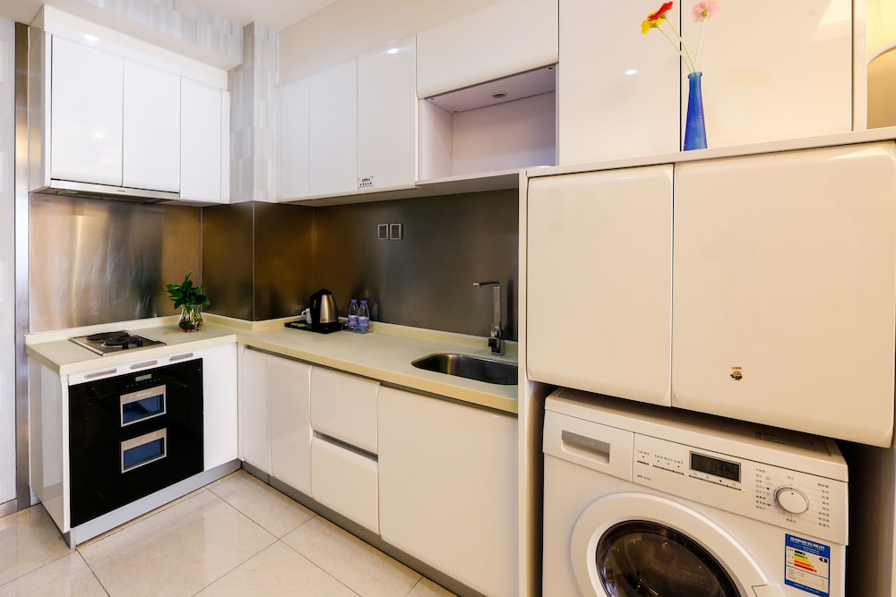 Royal River Apartment 24/50