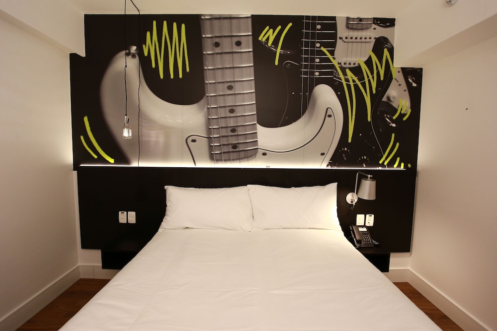 Ibis Styles Taubate 18/72