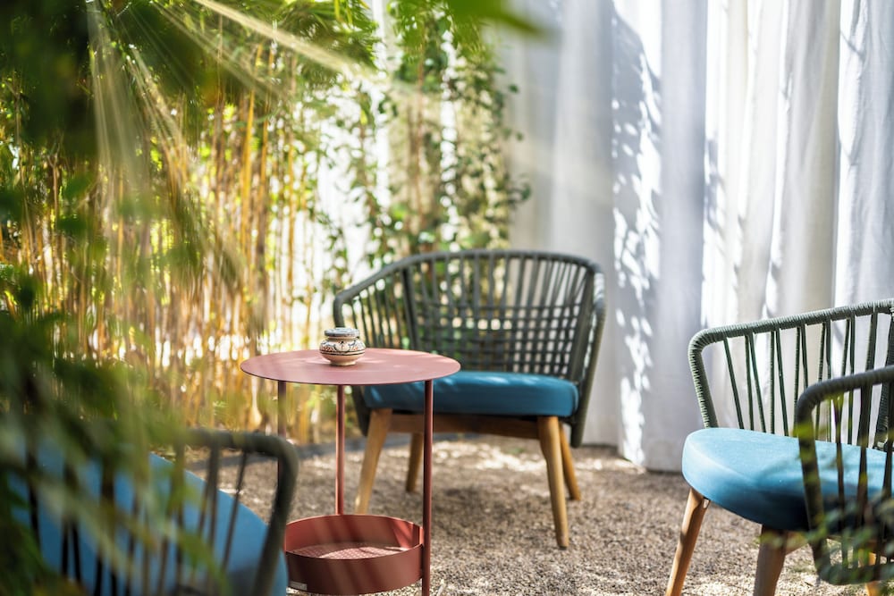 Hotel La Grande Bastide 57/75