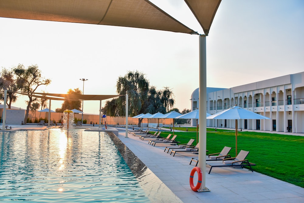 Western Hotel Liwa 37/50