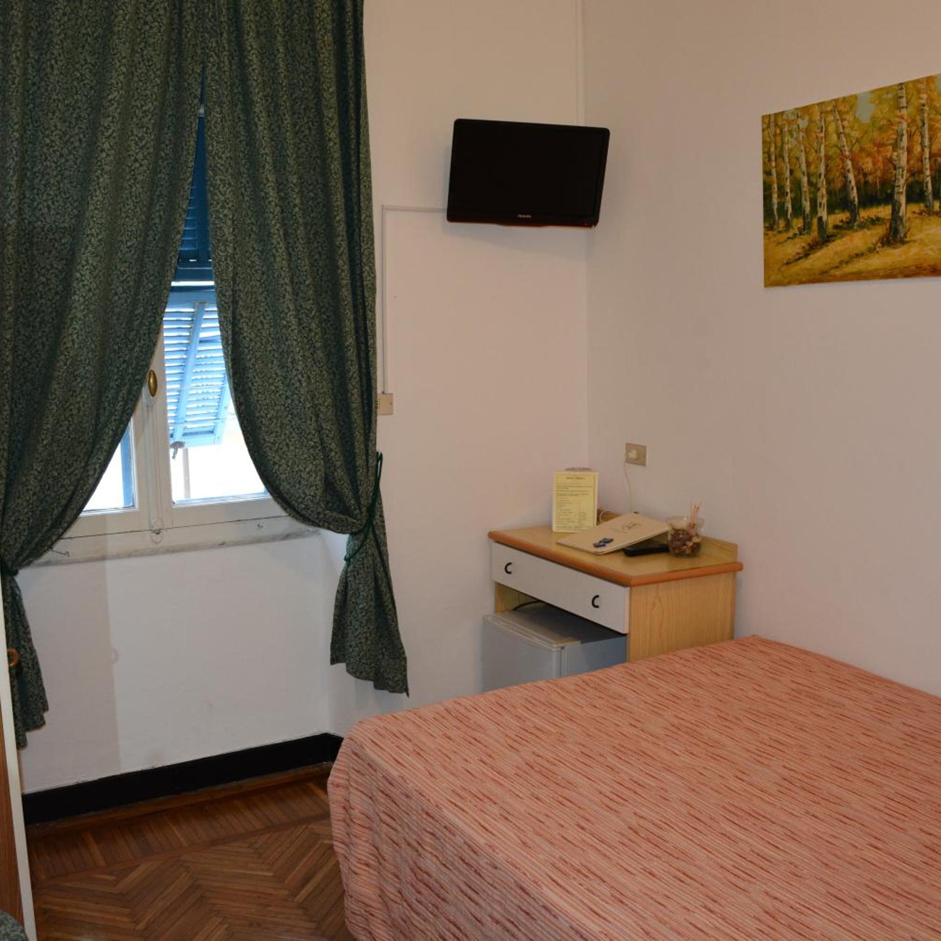 غرفة مفردة بحمام خاص، Hotel Alfieri 2/7