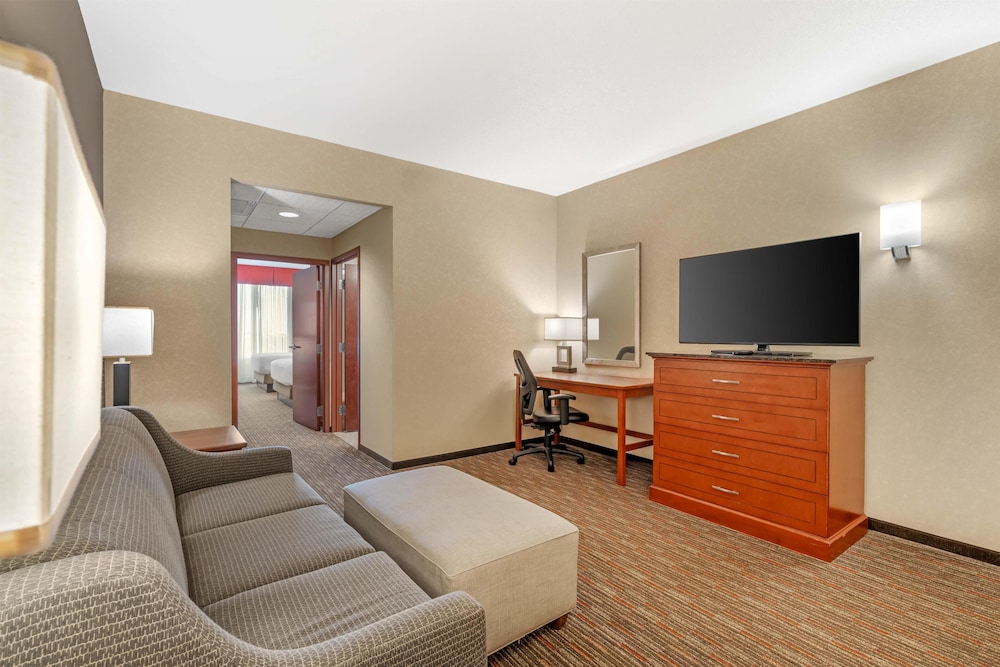 Drury Inn and Suites Fort Myers 29/49
