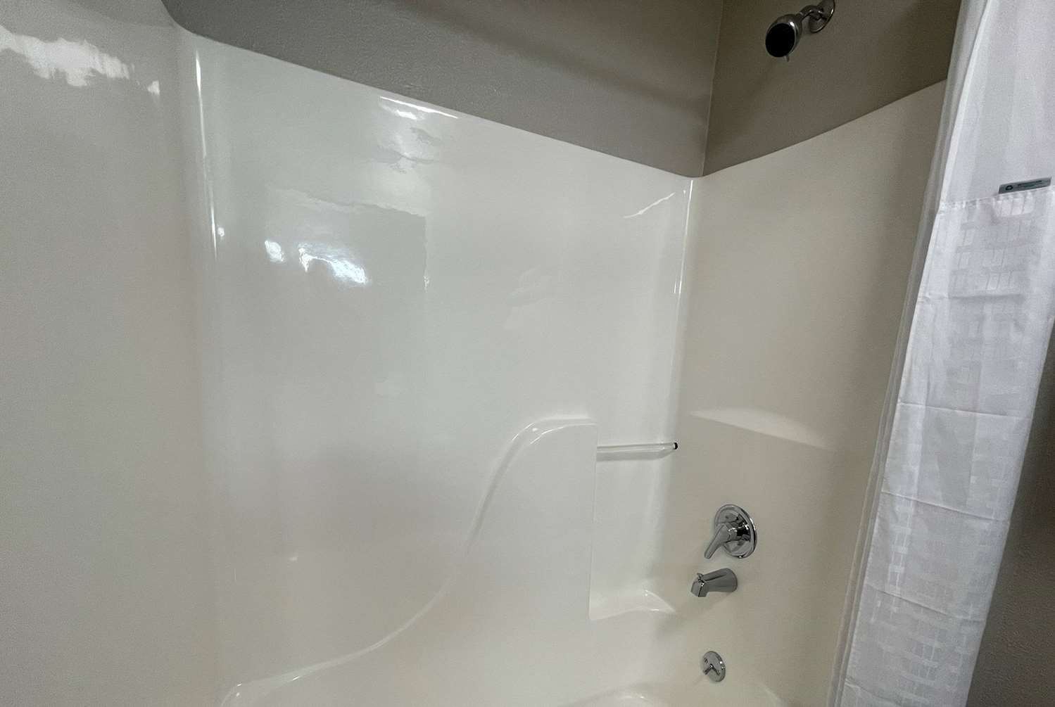 Days Inn by Wyndham Imlay City 48/48