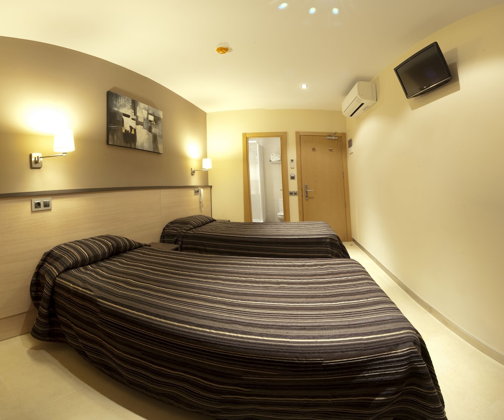 Hostal Las Flores 38/60