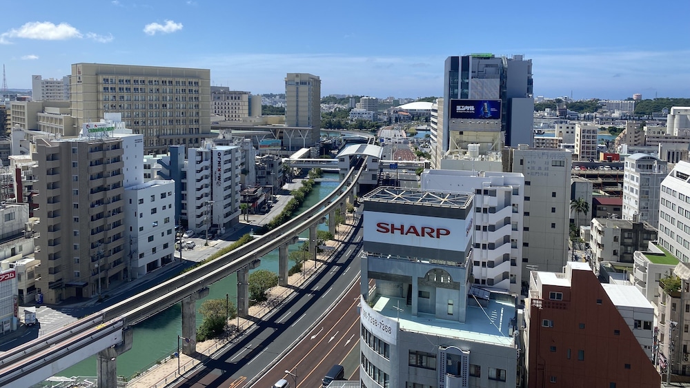 Toyoko Inn Naha Asahi Basi Ekimae 3/48